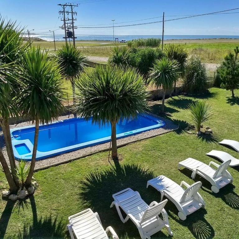 America cabins with a pool facing the sea and the beach - Room #1518160601 - 3