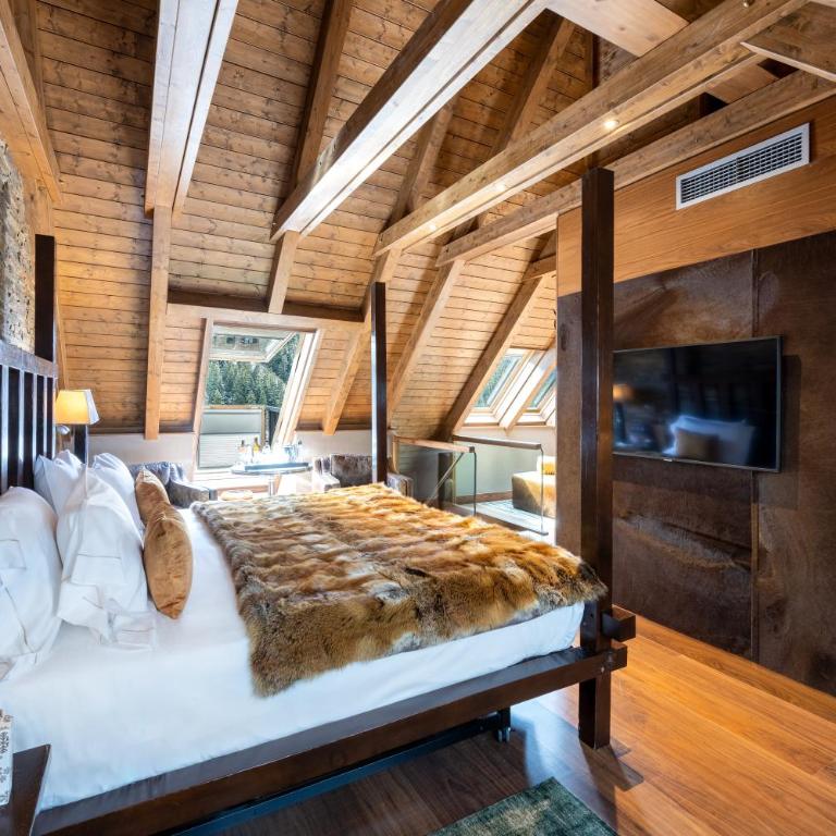 Hotel Val de Neu G.L. - Suite Real - 14