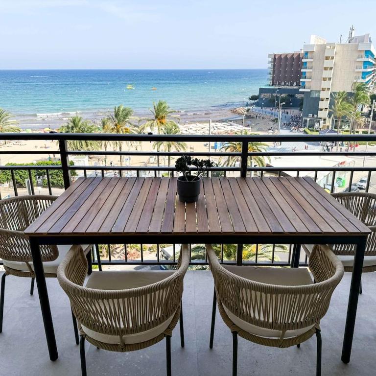 Casa Taveira Bonitas vistas al mar Mediterráneo - Three-Bedroom Apartment - 4