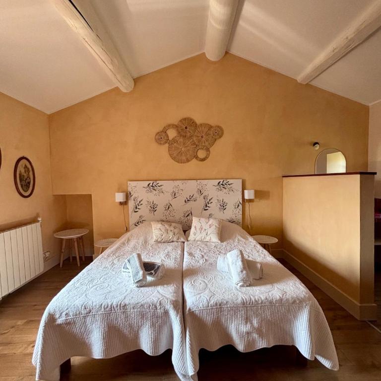 Mas Provençal avec piscine à Gordes - Villa avec Piscine Privée - 13