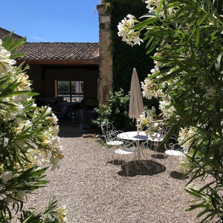 Mas Provençal avec piscine à Gordes - Villa avec Piscine Privée - 20