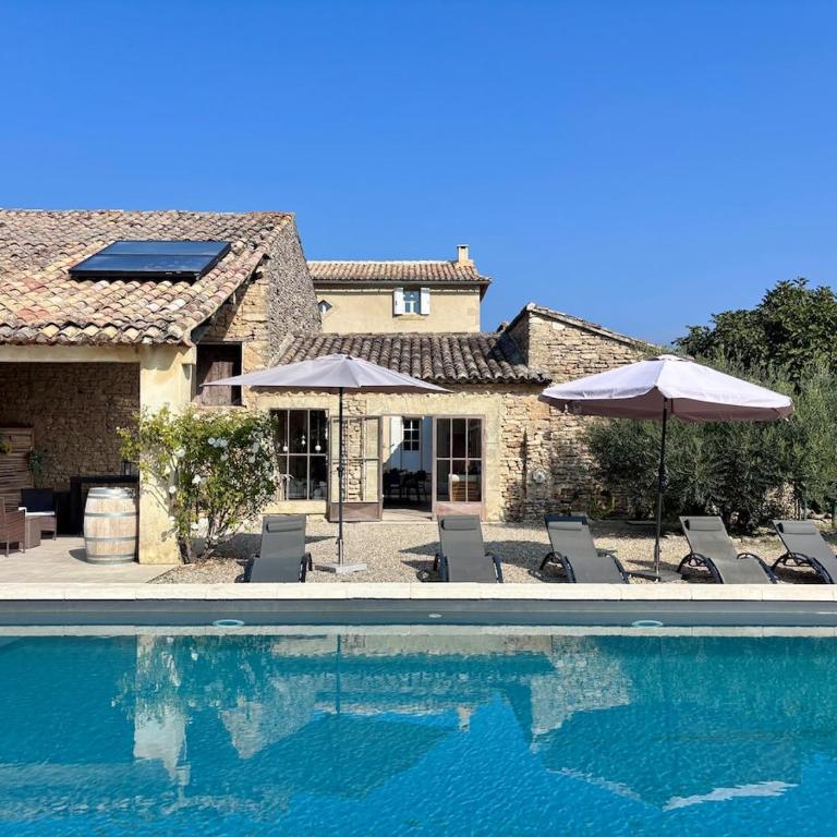 Mas Provençal avec piscine à Gordes - Villa avec Piscine Privée - 59