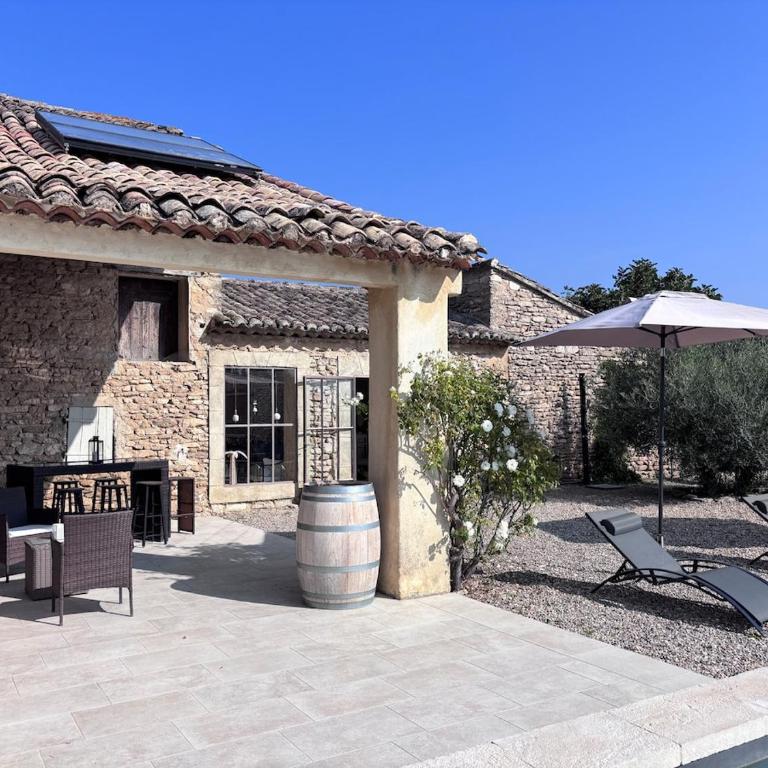 Mas Provençal avec piscine à Gordes - Villa avec Piscine Privée - 69