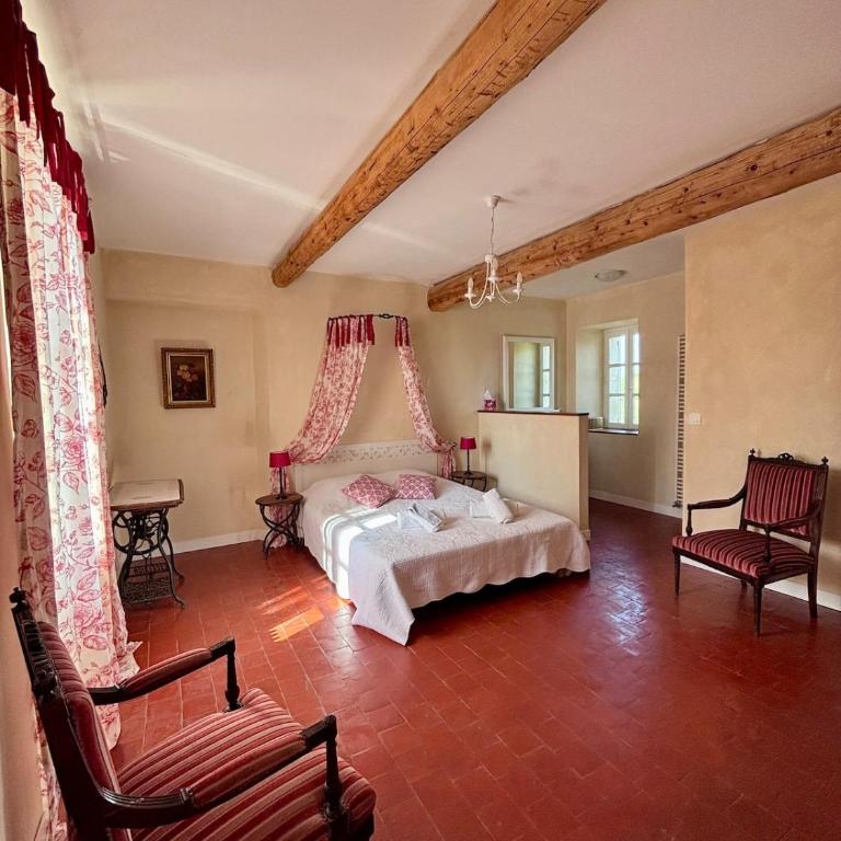 Mas Provençal avec piscine à Gordes - Villa avec Piscine Privée - 74