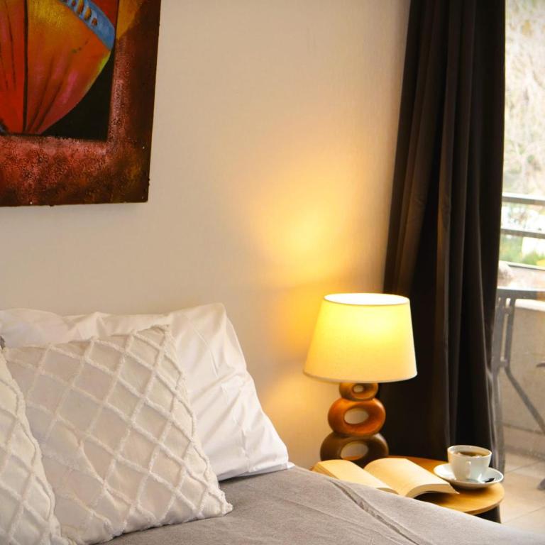 HOM I Departamento 3D3B Estacionamiento Las Condes LGL - Apartment - 3