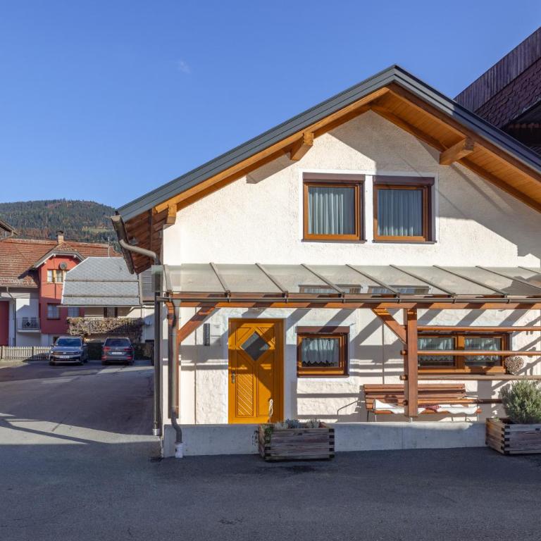Haus Scheiblauer - Ferienhaus mit 3 Schlafzimmern und Terrasse - 5