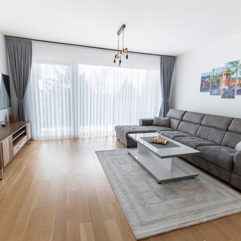 LIA001 Ilidža, Sarajevo - Two-Bedroom Apartment with Mountain View - 2