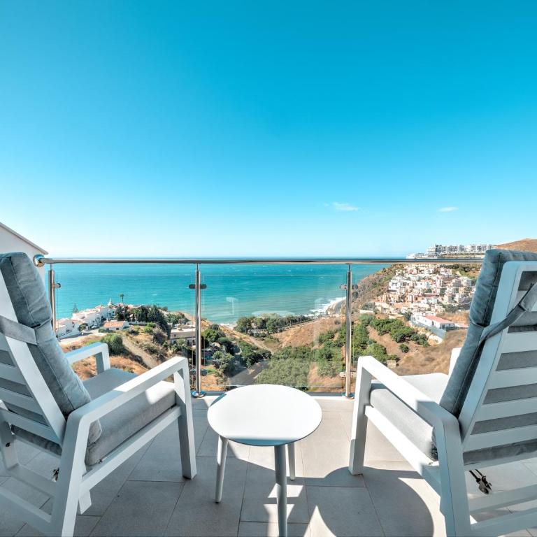 House with rooftop terrace, views and pool, Nerja - Casa de 3 dormitorios - 17
