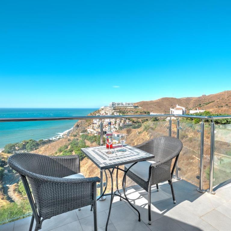 House with rooftop terrace, views and pool, Nerja - Casa de 3 dormitorios - 6
