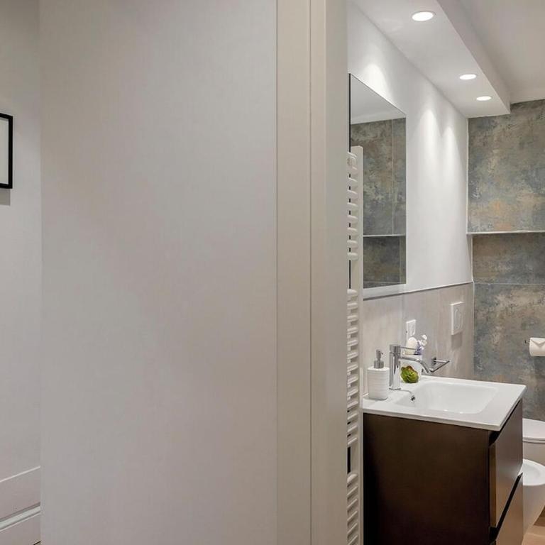 Charm Florence Apartment - Appartamento con 2 Camere da Letto - 19