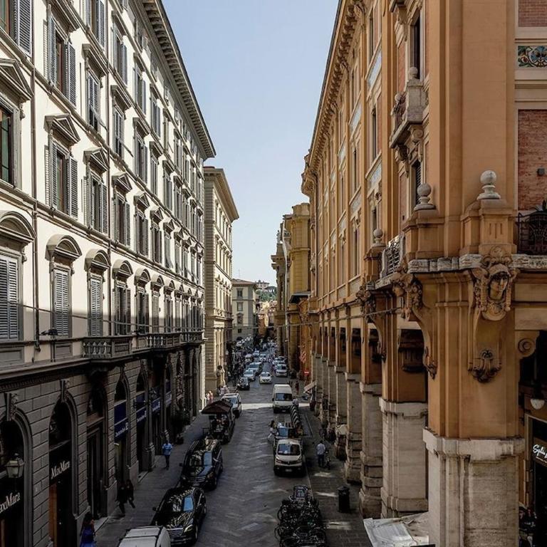 Charm Florence Apartment - Appartamento con 2 Camere da Letto - 33