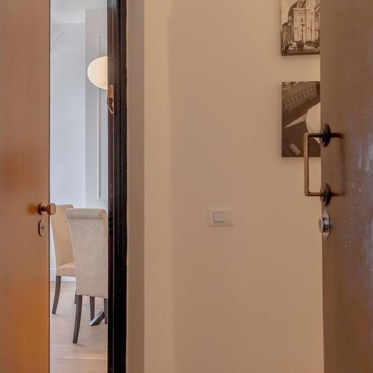 Charm Florence Apartment - Appartamento con 2 Camere da Letto - 31