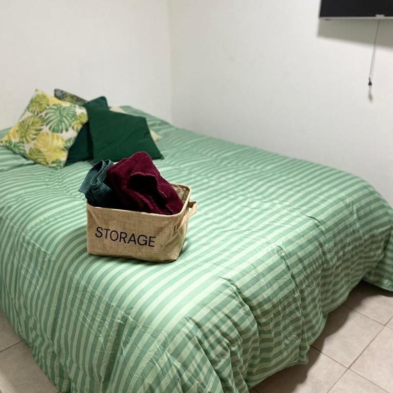 Departamento cómodo y tranquilo con estacionamiento , parrilla y patio - Room #1518229001 - 6