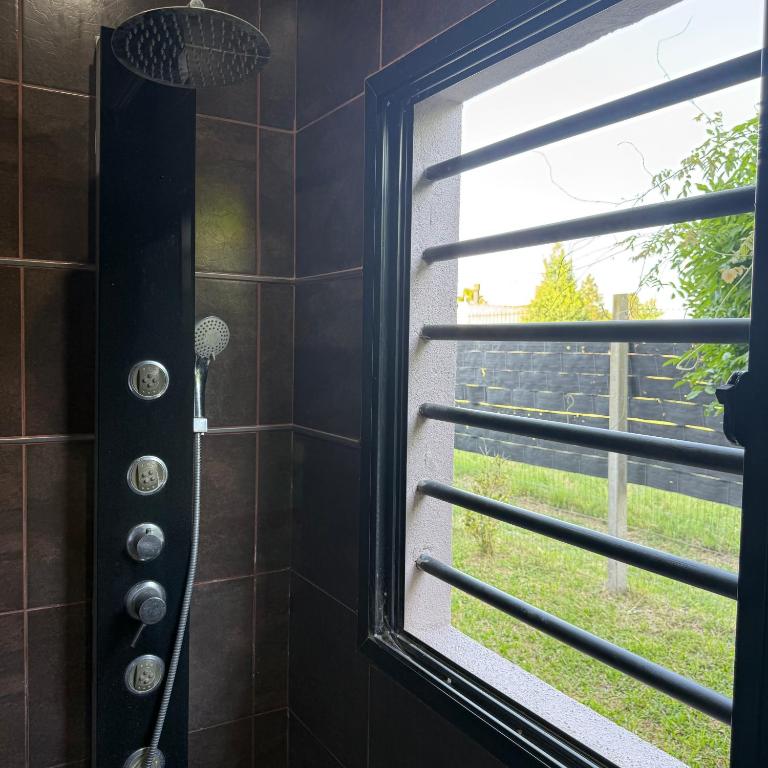 Sumergite en una gran piscina o jacuzzi - Casa de 2 dormitorios - 24