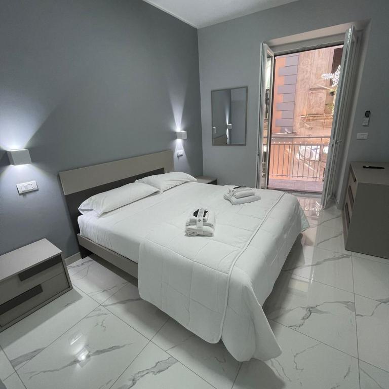 Giovi's Apartments by Central Home - Habitación Doble Grande - 1