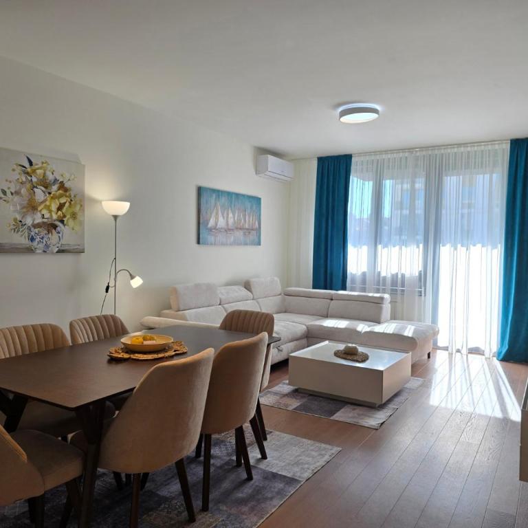 BW Quartet 303 deluxe apartments - Two-Bedroom Apartment - 7