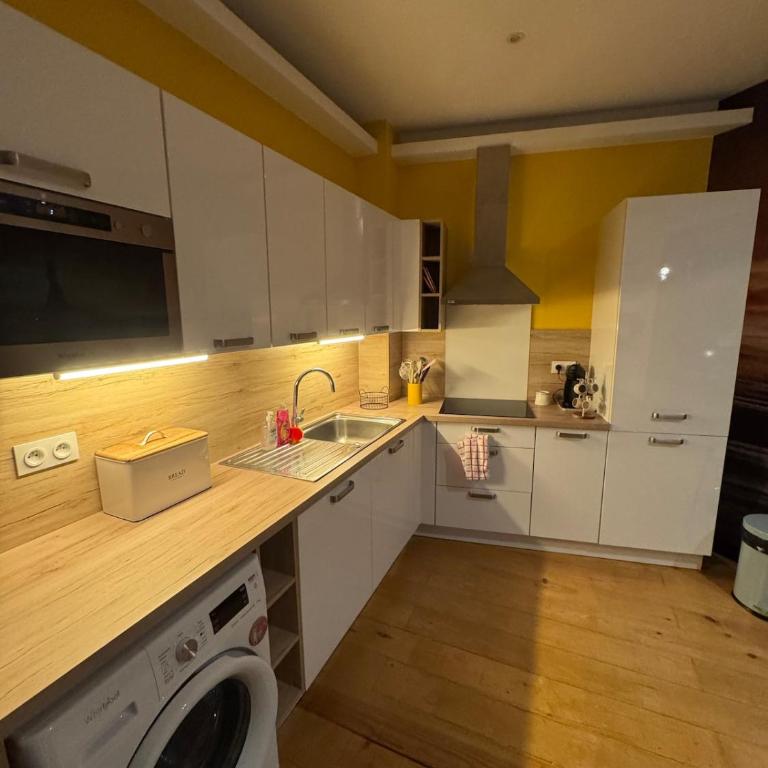 Charmant appartement au cœur historique de Narbonne - One-Bedroom Apartment - 10