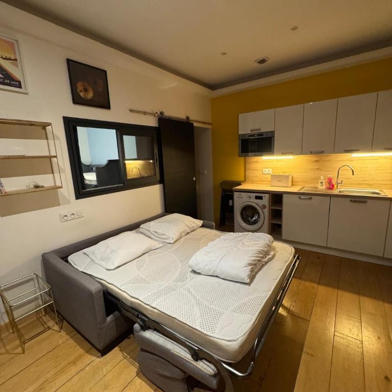 Charmant appartement au cœur historique de Narbonne - One-Bedroom Apartment - 13
