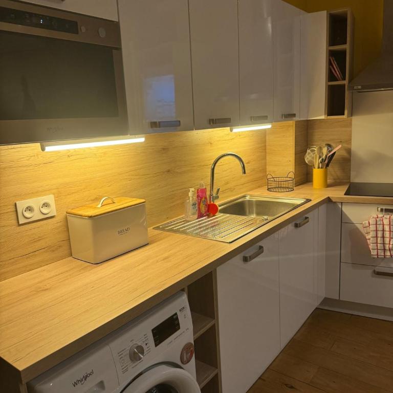 Charmant appartement au cœur historique de Narbonne - One-Bedroom Apartment - 15