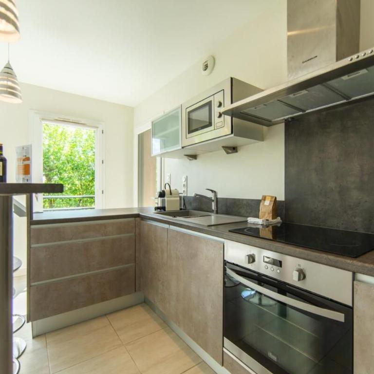 Appartement Villa De L'Arche en plein centre-ville - Apartment - 11