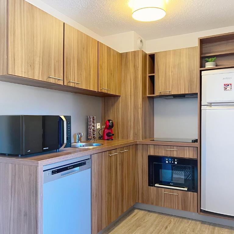 Isola 2000 T2 lumineux avec balcon, vue montagne, proche pistes - Appartement 1 Chambre avec Vue - 7