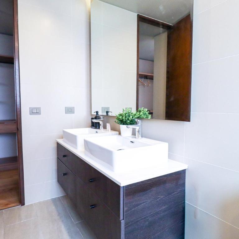 HOM I Mejor Zona 1D con Estacionamiento Vitacura AV330 - Apartamento - 25