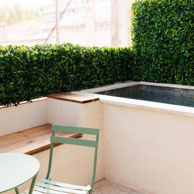 Suite Cigale Bleue avec terrasse et piscine à Antibes - Appartement 1 Chambre - 1