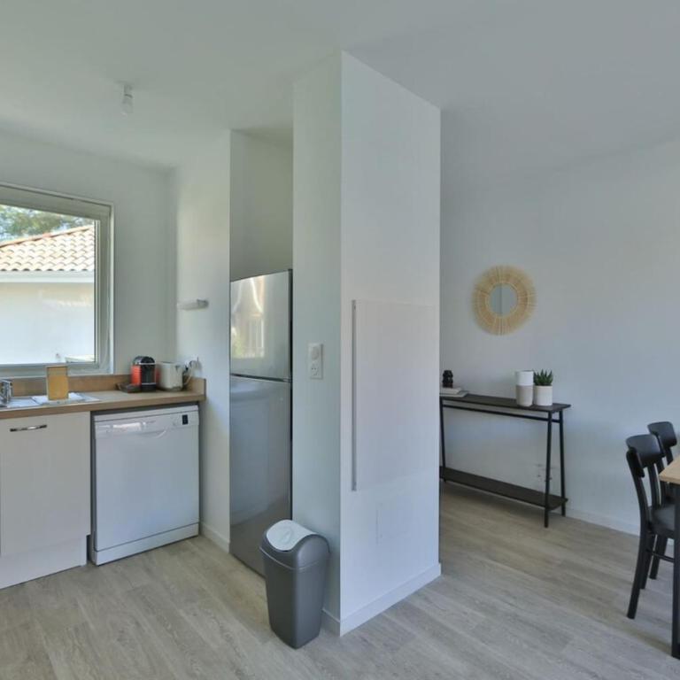 Appartement Les Verdiers dans résidence calme à Andernos - Apartment - 4