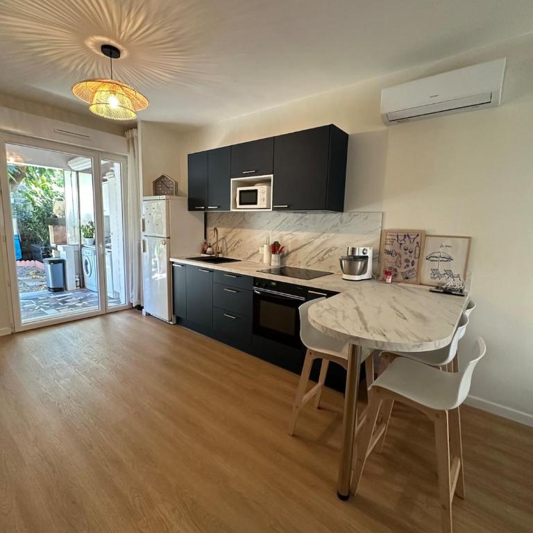 Maison proche de la mer très bien équipée avec climatisation - Maison 2 Chambres - 5
