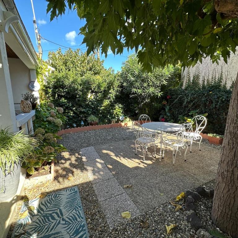Maison proche de la mer très bien équipée avec climatisation - Maison 2 Chambres - 9