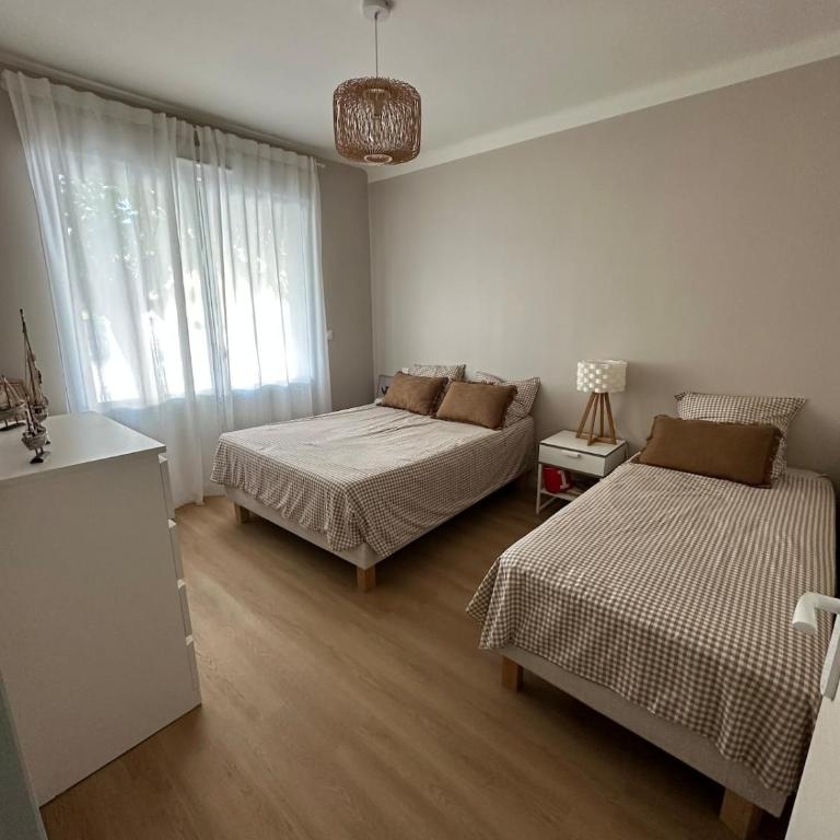 Maison proche de la mer très bien équipée avec climatisation - Maison 2 Chambres - 11