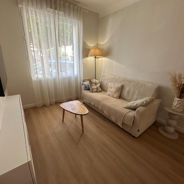 Maison proche de la mer très bien équipée avec climatisation - Maison 2 Chambres - 13
