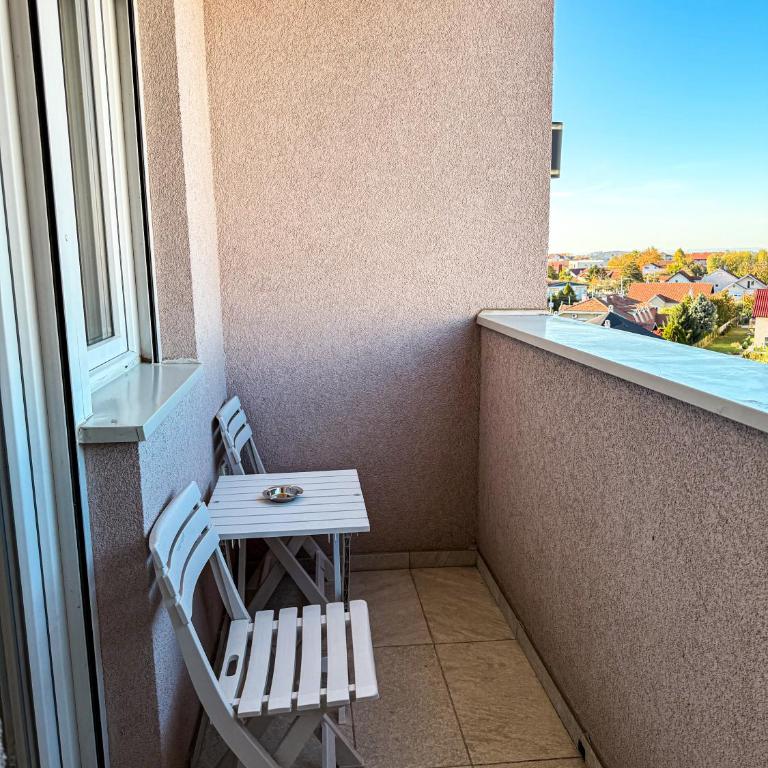 Limpio Apartman - Deluxe Room (2 Adults + 1 Child) - 26