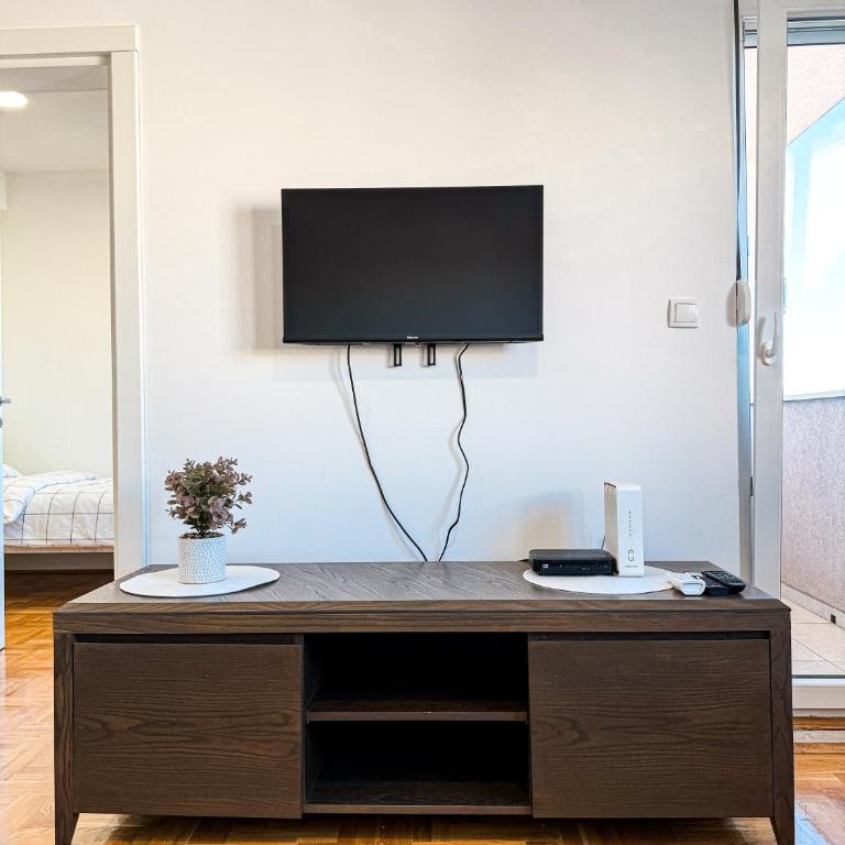 Limpio Apartman - Deluxe Room (2 Adults + 1 Child) - 7