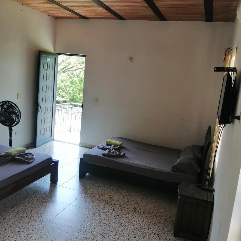 Narv extrema - Habitación Familiar con baño privado - 4
