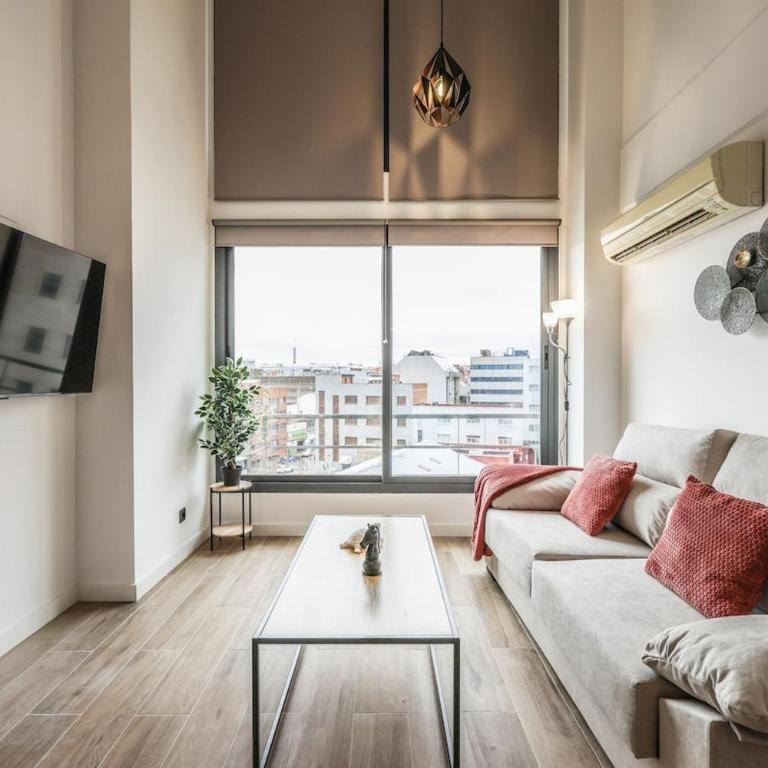 Luxurious Duplex in Madrid - One-Bedroom Apartment - 34