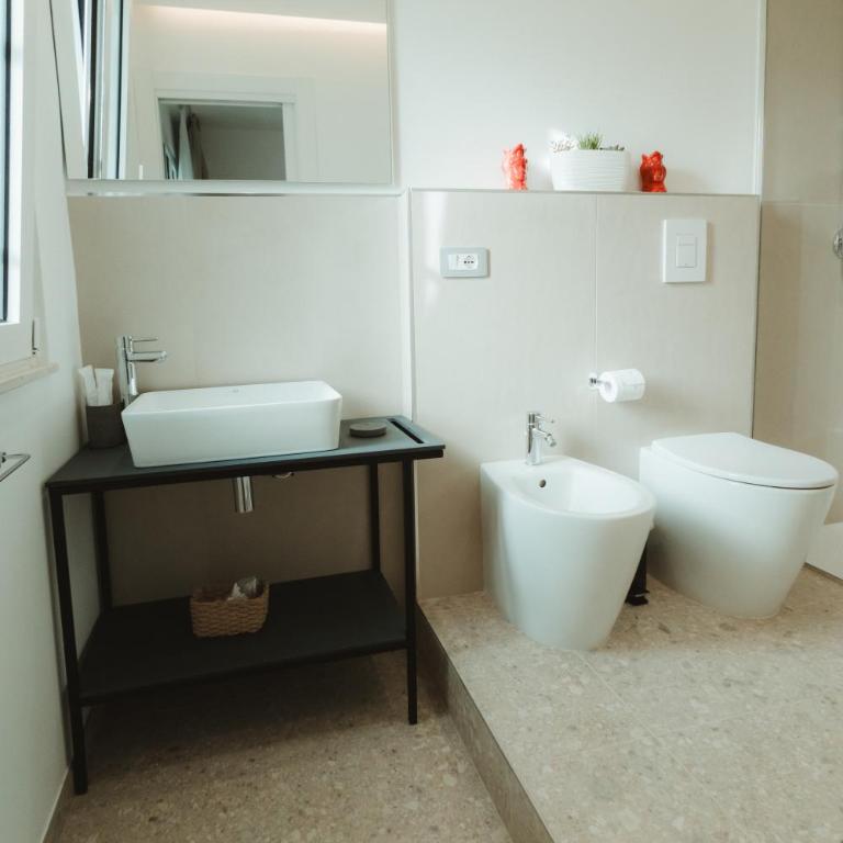 Verga 16 Deluxe Cefalù Apartments - Camera King Standard - 15