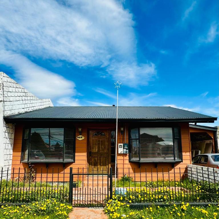 Casa - Three-Bedroom House - 1
