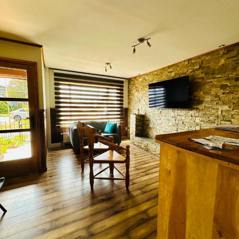 Casa - Three-Bedroom House - 6
