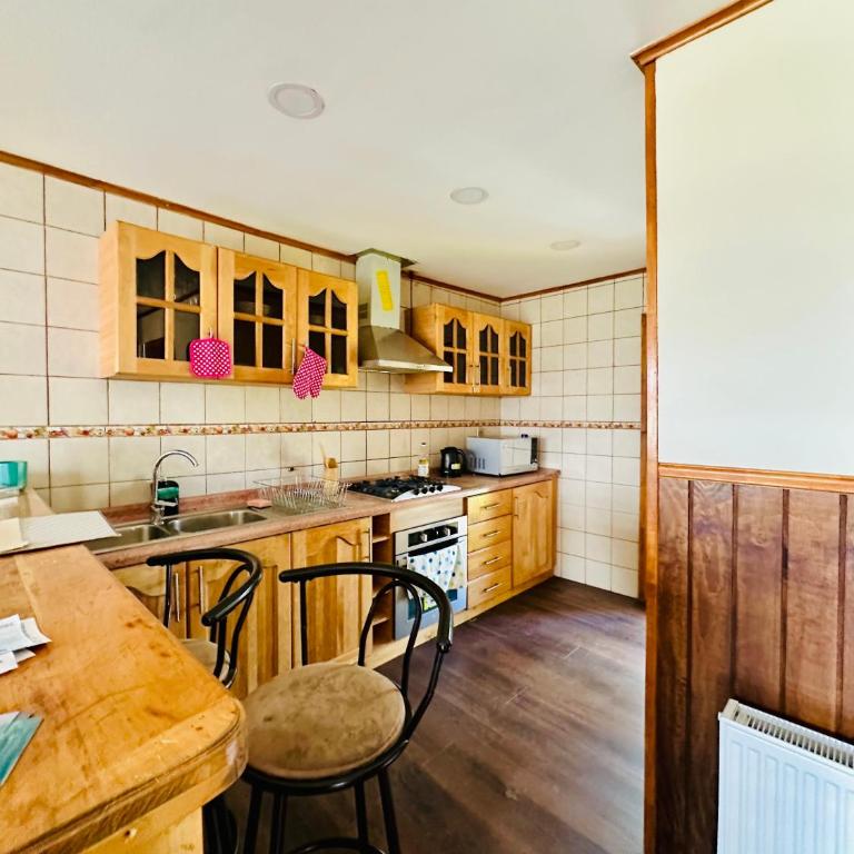 Casa - Three-Bedroom House - 7
