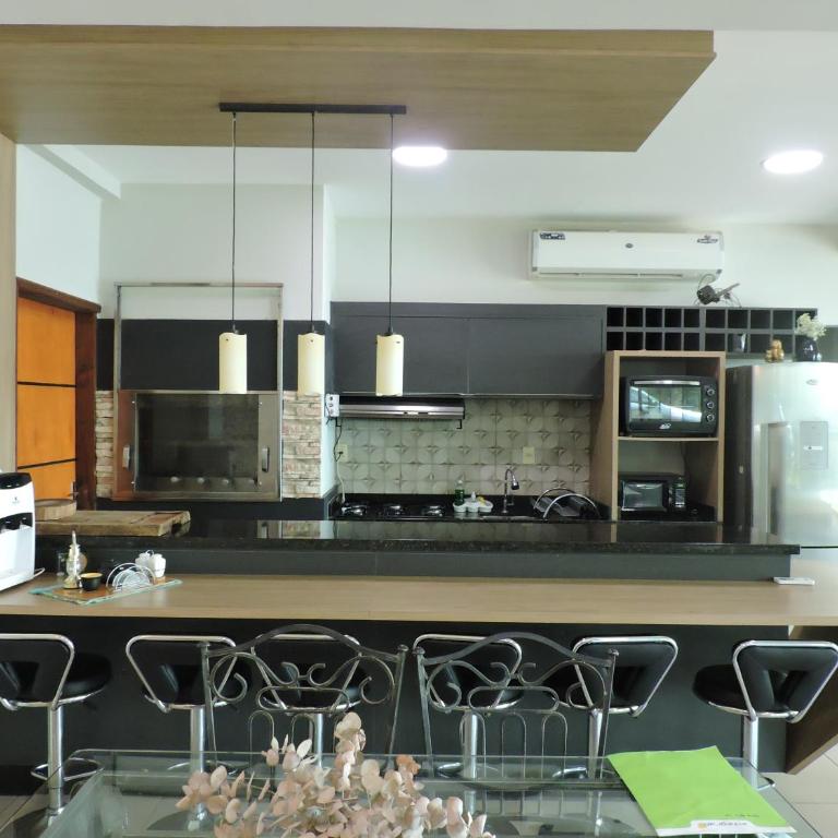 Casa Sobre El Lago - Three-Bedroom House - 11
