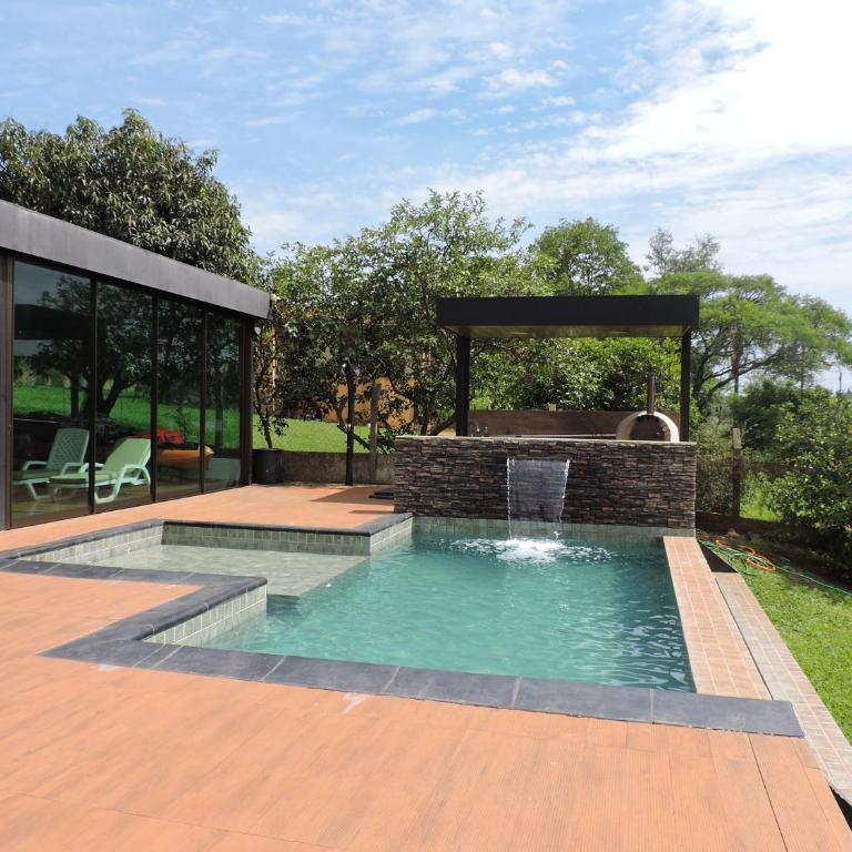 Casa Sobre El Lago - Three-Bedroom House - 12