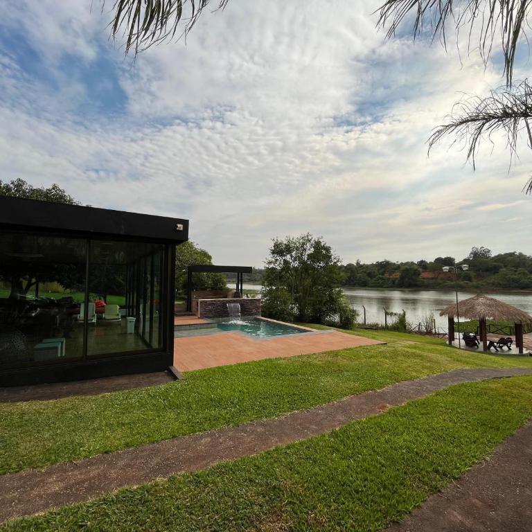 Casa Sobre El Lago - Three-Bedroom House - 18