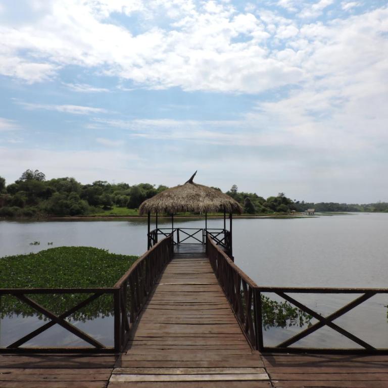 Casa Sobre El Lago - Three-Bedroom House - 27