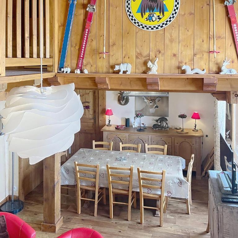 Chalet Duplex au Cœur de la Station avec Balcon et Parking - Appartement 3 Chambres - 3
