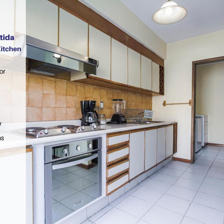 Spacious and Central Apartment in Guadalajara 3 Bedrooms - Three-Bedroom Apartment - 4