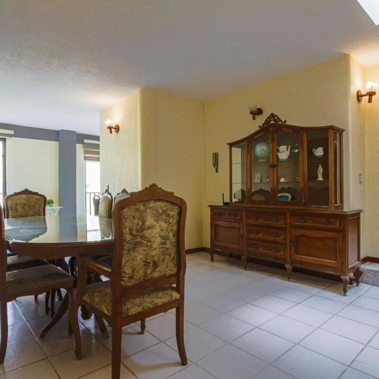 Spacious and Central Apartment in Guadalajara 3 Bedrooms - Three-Bedroom Apartment - 26