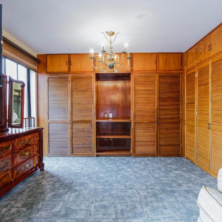 Spacious and Central Apartment in Guadalajara 3 Bedrooms - Three-Bedroom Apartment - 43