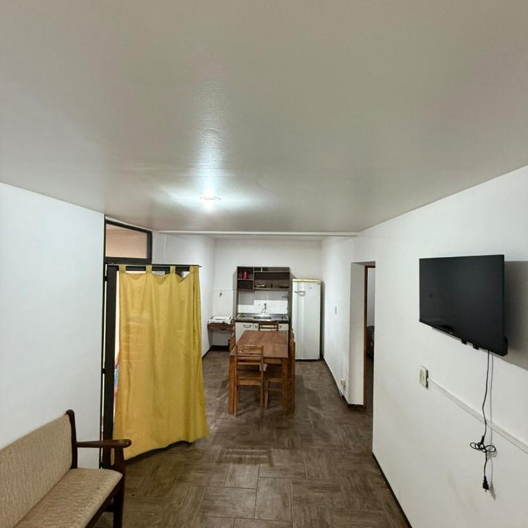 Selva 7 Aparts - Two-Bedroom Apartment with Balcony - 2