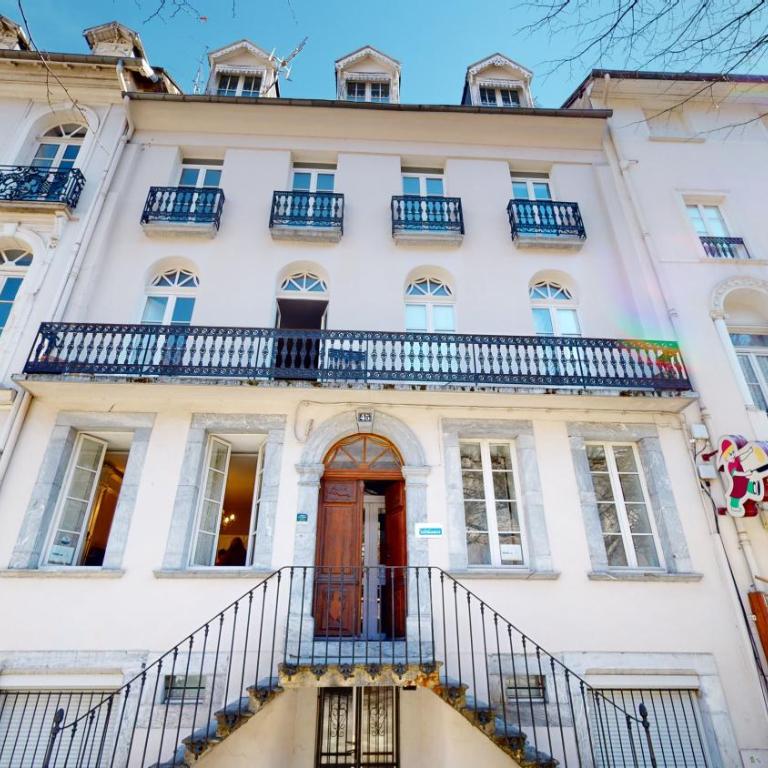 Les Meublés d'Etigny - Appartement en Duplex - 1
